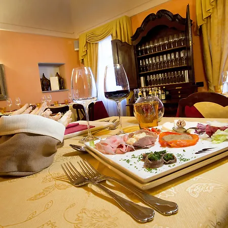 Hotel Palazzo Di Mezzo-2